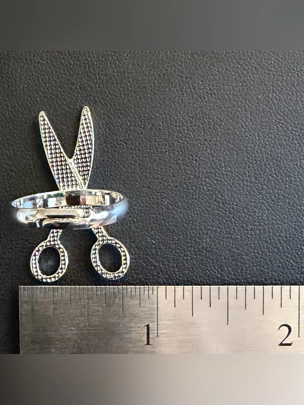 Quirky Silver Scissors Statement Ring – Barber & Stylist